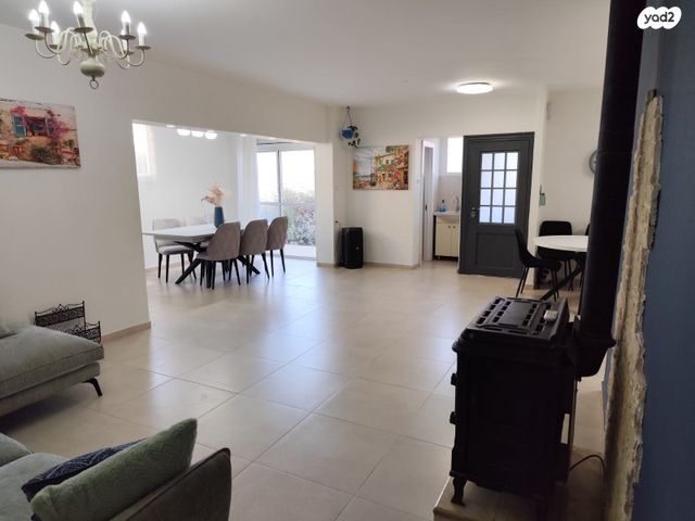 בית פרטי/ קוטג', יהודה 10, עפרה, עפרה