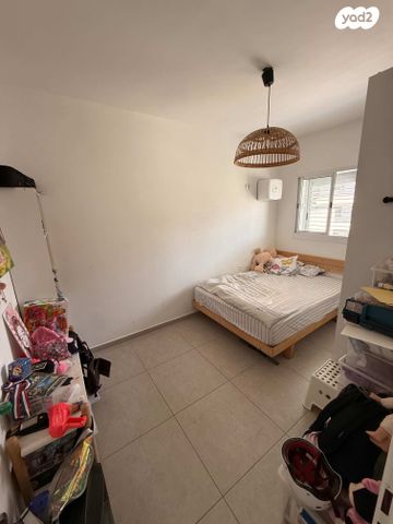 דירה, גרשום 12, נווה רם, שיכון מזרחי, רמת גן