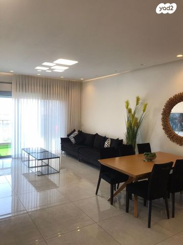 דירה, ענבים 2, רובע ט"ז, אשדוד