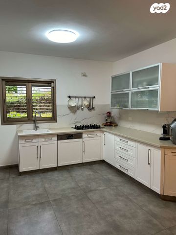 דירת גן, הרב מיימון 35, פרדס הגדוד, נתניה