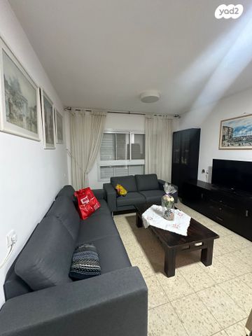 שדרות יוהנה ז'בוטינסקי 21