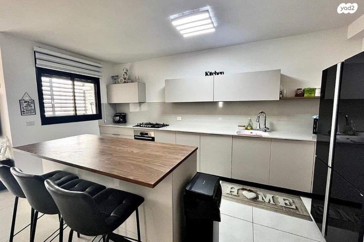 דירה, הכרמל 1, נאות שז"ר, יבנה