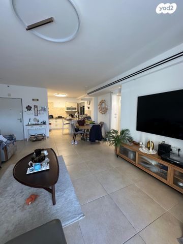 דירה, המרגנית 18, קרית אילון, חולון