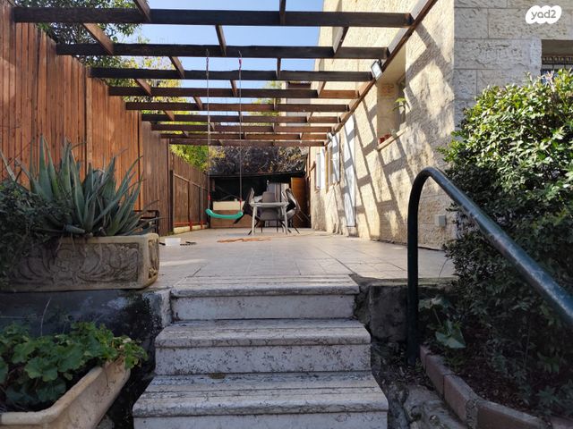 בית פרטי/ קוטג', יהודה 10, עפרה, עפרה