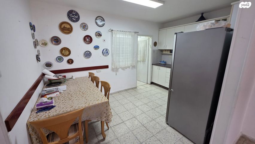 דירת גן, משה רחמילביץ' 120, פסגת זאב, ירושלים