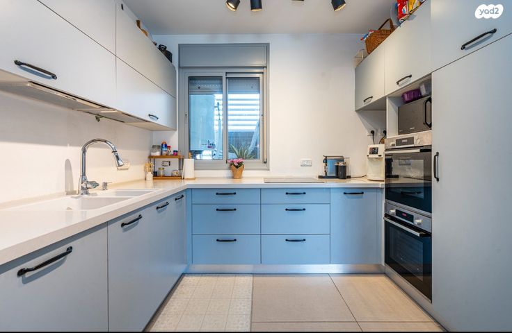 גג/ פנטהאוז, שדרות ההגשמה 24, הפרחים, חריש