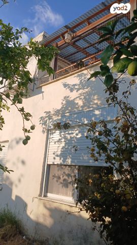 בית פרטי/ קוטג', גפן 12, החורש, חריש