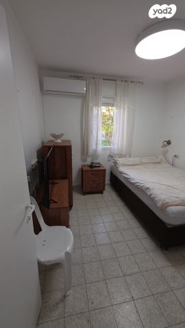 דירת גן, משה רחמילביץ' 120, פסגת זאב, ירושלים