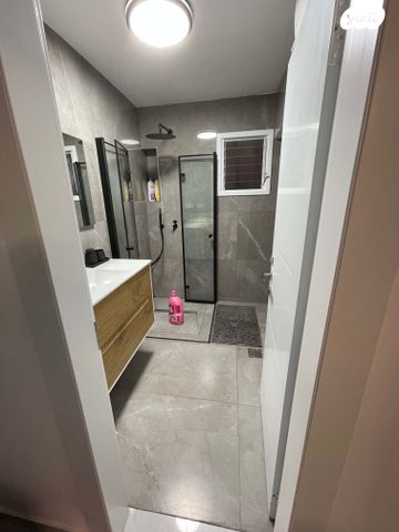 דירה, מצדה 5, רמת הנשיא, בת ים