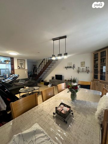 דו משפחתי, דוד אלעזר 40, גני הדר, צפת