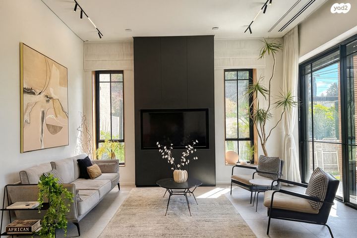 דו משפחתי, אלכסנדרוני 13, רמת חן, רמת גן