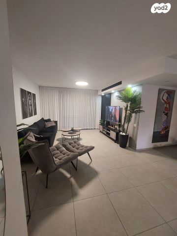 הרבי מלובאוויטש 4