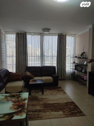 דירה, ארלוזורוב 46, רוטשילד עצמאות, בת ים