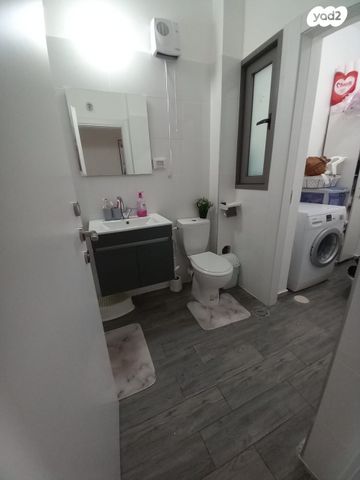 דירה, הקטיף 1, אזור תעשיה, נתיבות