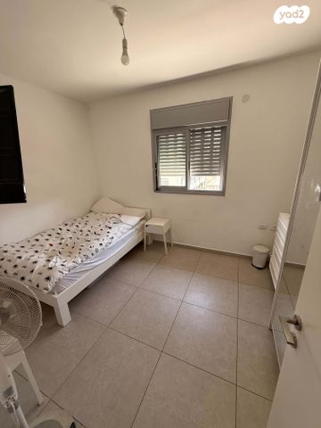 דירה, גרשום 12, נווה רם, שיכון מזרחי, רמת גן