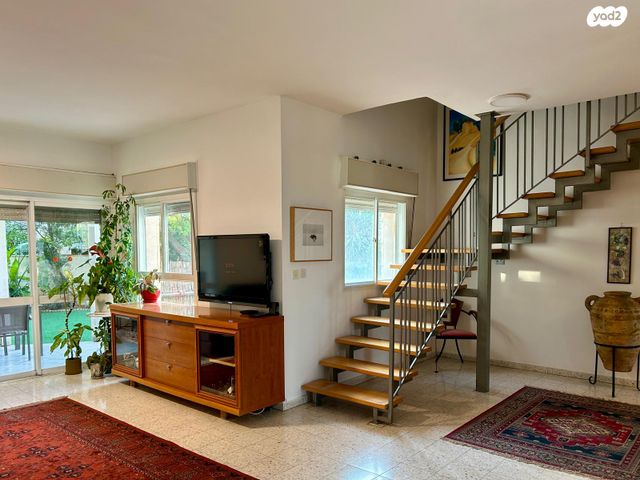 בית פרטי/ קוטג', חגווי הסלע 17, מגדים, מעלה אדומים