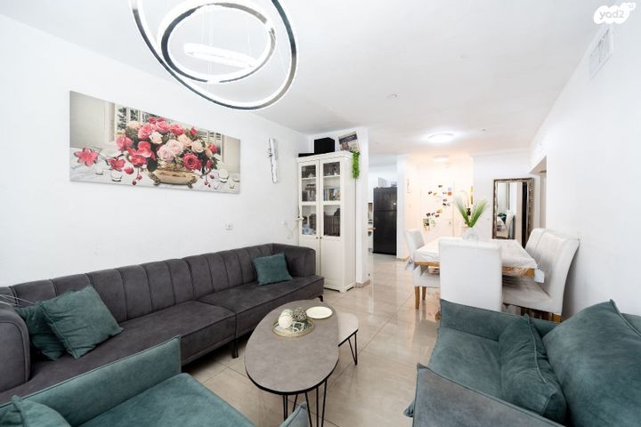 קהילות יעקב 9