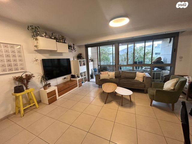 דירה, הכרמים 10, וואלי, העמק, נס ציונה