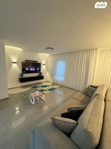 דירה, יצחק שדה 5, נאות אשכול, שדרות