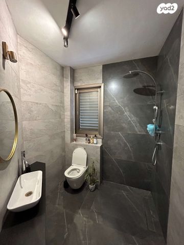 דירת גן, הרב מיימון 35, פרדס הגדוד, נתניה