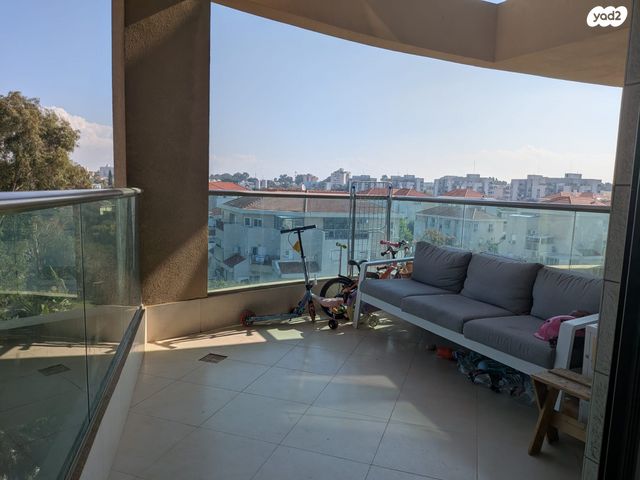 דירה, דרך דגניה 33, משכנות זבולון, נתניה