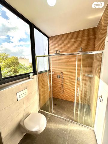 דירה, הדקלים 23, מרכז העיר, סביניה, הוותיקה, קרית ביאליק