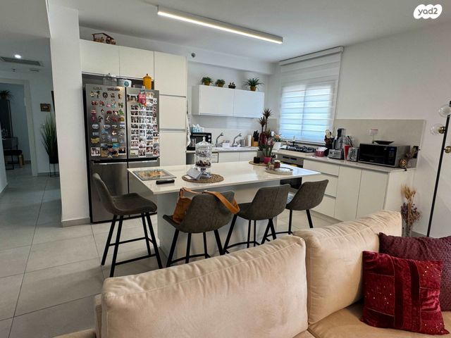 דירה, ניסים אלוני 4, פסגות אפק, ראש העין