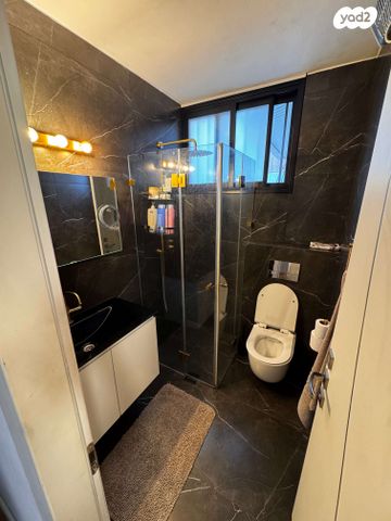 דירה, גאולים 33, קרית אילון, חולון