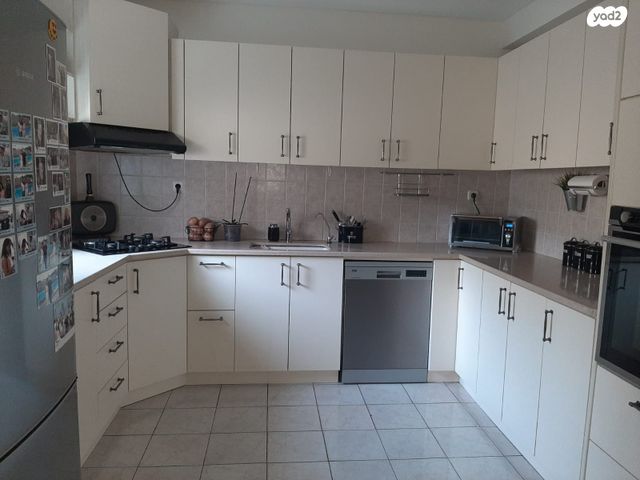 דירת גן, נווה רבין 2, שלומית, שלומי