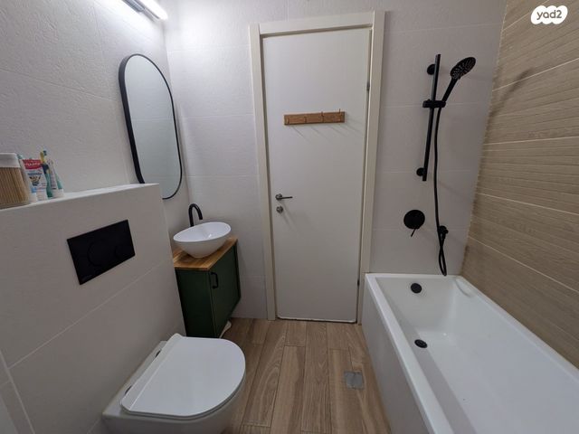 דירה, דרך דגניה 33, משכנות זבולון, נתניה