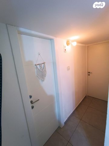 דירה, הצבי 121, שכונה ה', באר שבע