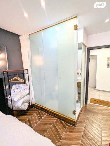 דירה, בן יהודה 30, מרכז העיר, ירושלים