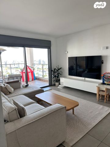 שדרות היובל 3