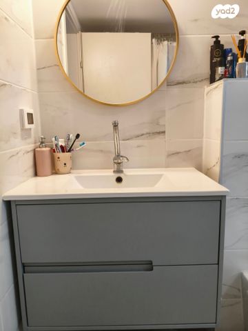 גג/ פנטהאוז, שדרות ההגשמה 24, הפרחים, חריש