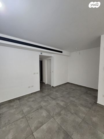 דירה, שמעון פרס 31, מורשת, מודיעין מכבים רעות