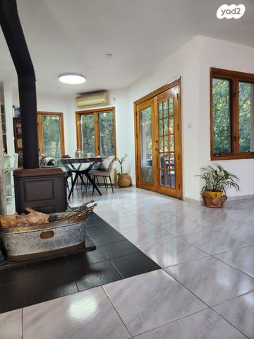 בית פרטי/ קוטג', ערוגות הבושם 1, חלוץ, חלוץ