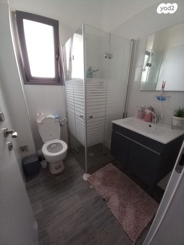 דירה, הקטיף 1, אזור תעשיה, נתיבות