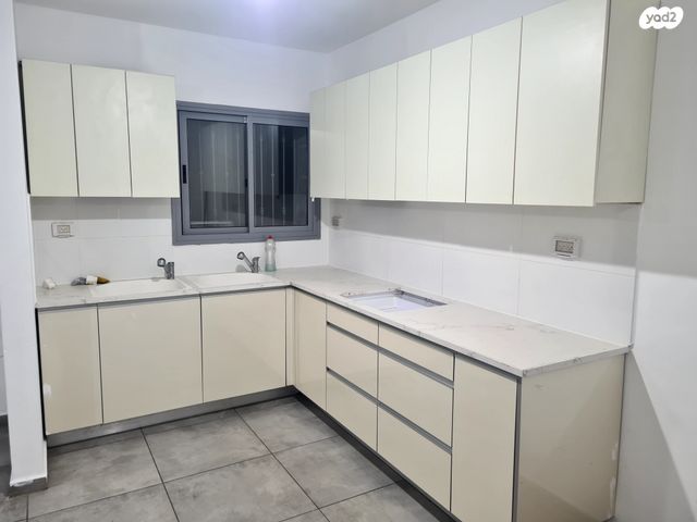 דירה, המגיד ממעזריטש 7, הגפן, ביתר עילית