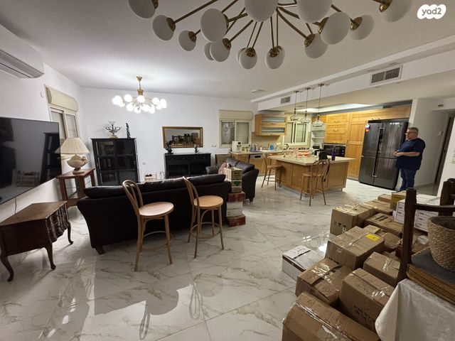 דירה, הערמונים 43, מרכז העיר, סביניה, הוותיקה, קרית ביאליק