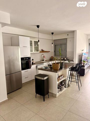 דירה, גרשום 12, נווה רם, שיכון מזרחי, רמת גן