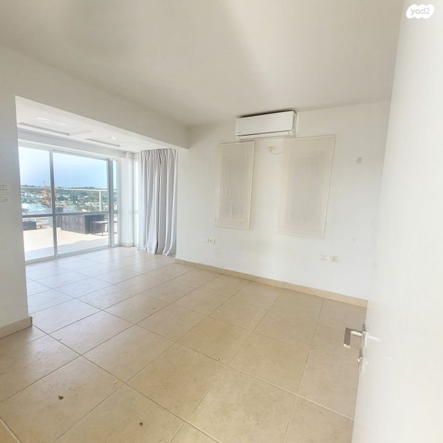 גג/ פנטהאוז, ישורון 29, רמתיים, הוד השרון