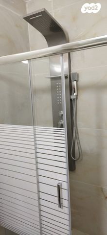 דירה, דם המכבים 19, הפרחים, מודיעין מכבים רעות