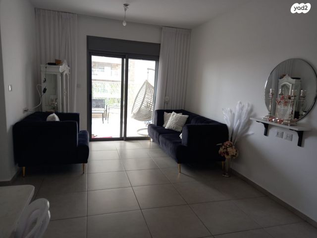 דירה, הקטיף 1, אזור תעשיה, נתיבות