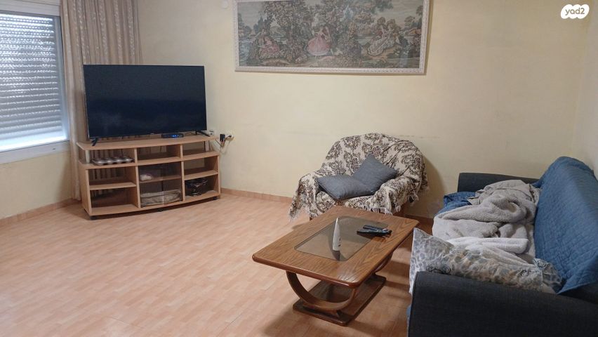 בית פרטי/ קוטג', גפן 12, החורש, חריש