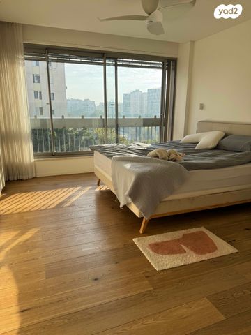 גג/ פנטהאוז, יהודה הנשיא 39, נווה אביבים, תל אביב יפו