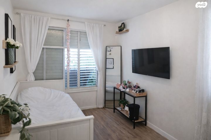 דירה, אוסישקין 18, אברמוביץ', ראשון לציון