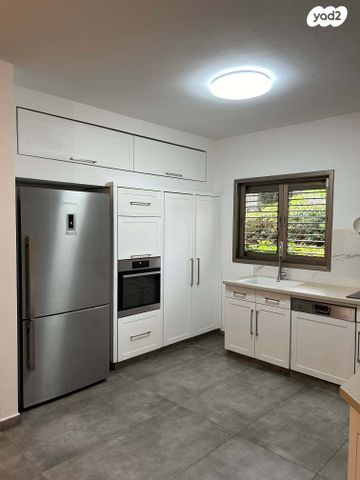 דירת גן, הרב מיימון 35, פרדס הגדוד, נתניה