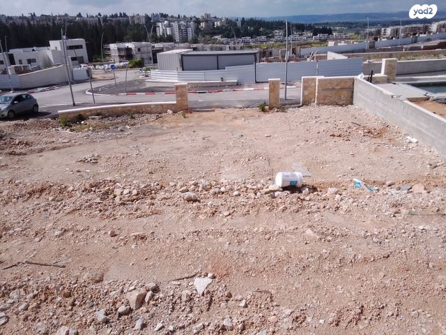 מגרשים, עזר ויצמן 1, השכונה המערבית, מגדל העמק