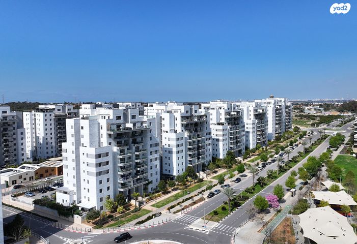 דירה, שדרות הרצל 14, נאות שמיר, יבנה