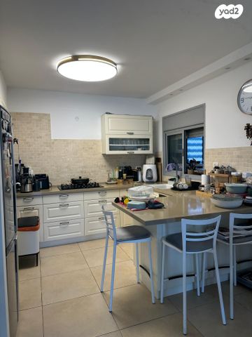 דירה, המרגנית 18, קרית אילון, חולון